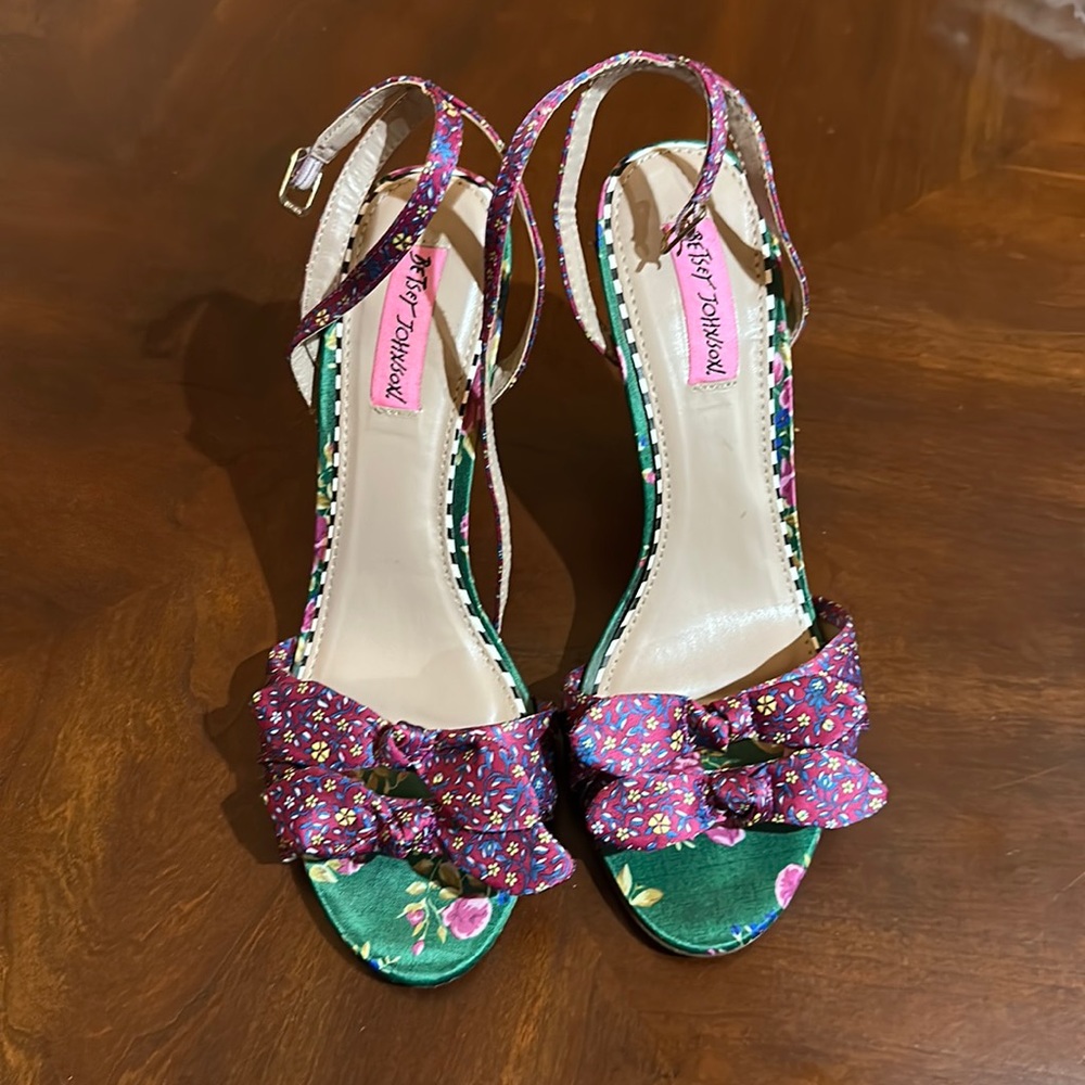 Betsy Johnson heels